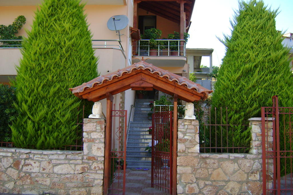 Hotel Moscopole Ksamil Exterior foto